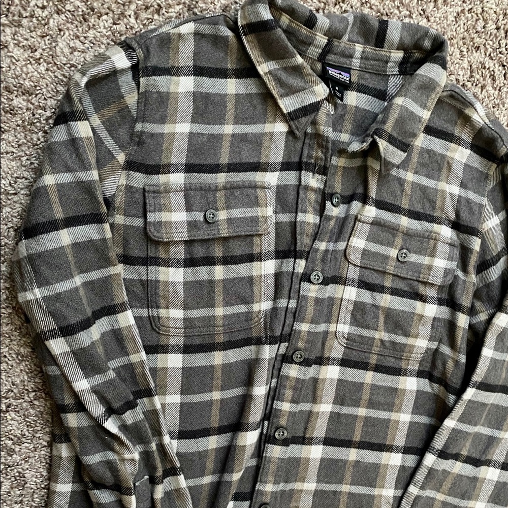 Patagonia Flannel size M